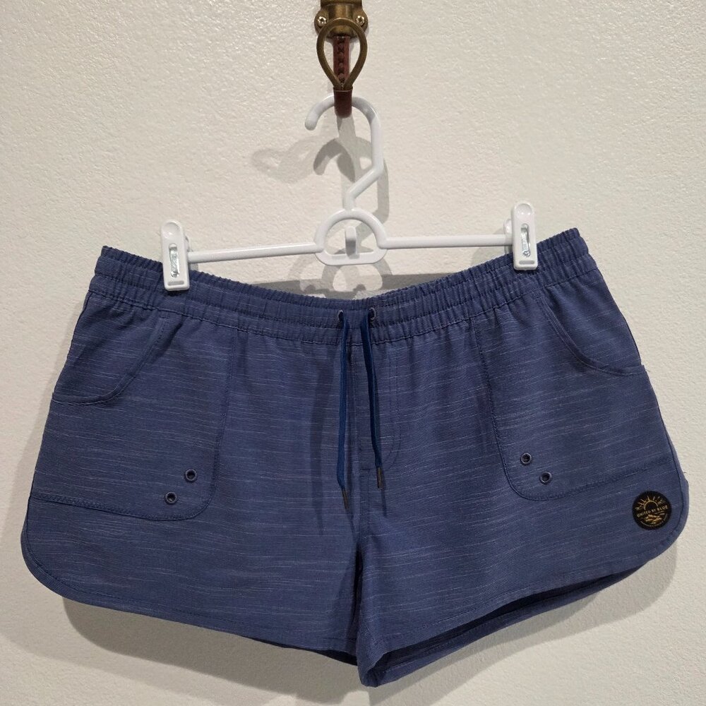 United By Blue Athletic Hybrid Board Short | Size M | Blue